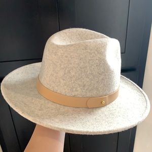 Lack of color brand new hat